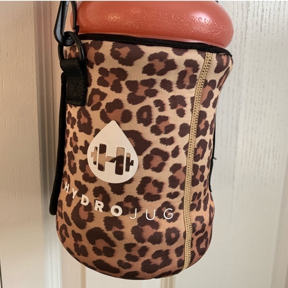 HydroJug Sleeve animal print